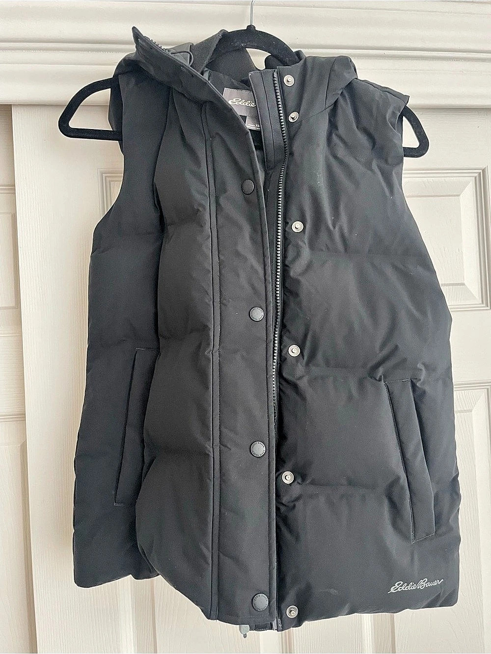 Eddie Bauer Ketchum Short Down Hooded Vest Black XS